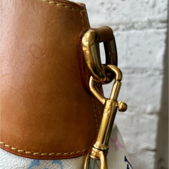 Louis Vuitton Multicolor white Judy bag - Picture 11 of 16